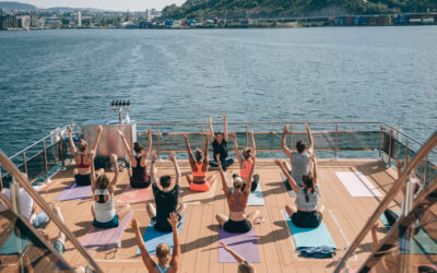 Morgenyoga-Cruise med Brim Explorer